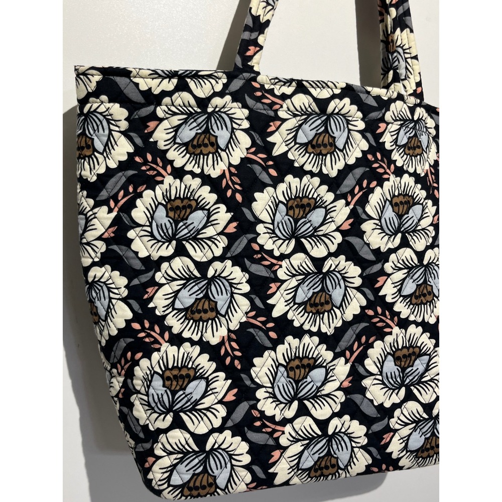 Vera Bradley Quilted Cotton Floral Tote Bag Black Cream Grey Large Shoulder Bag - Picture 2 of 9